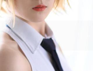 黑裙正片背后的故事：Akisoso秋楚楚如何让写真界沦陷？