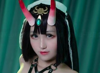 探索KuukoW和服的高清作品集，和色彩一起漫步！