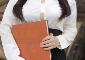 MFStar模范学院 – 下载即享：Laura苏雨彤办公室故事，听说很劲爆哦？