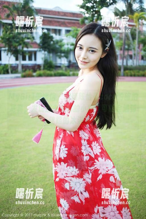 MyGirl美媛馆 - 跟随陈怡曼coco的旅拍写真，发现那条隐秘的小路，可能会遇到迷路的冰淇淋！