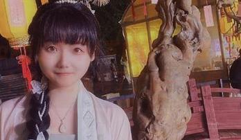 Sayako＿今年4岁自拍：高清图册，这个妆真是太绝了，我一脸懵。