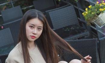 微密圈 – Sia不吃鱼的高清世界，丝足玉腿的每一张图片都让人着迷