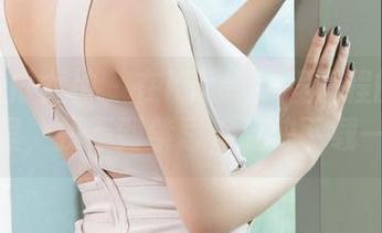 TGOD推女神 – 在Kiren_程程程的修女美图里，找不到禁忌，赶快下载一波！