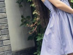 TouTiao头条女神 – 水中探险：陈怡曼的浴缸私拍原图，清新得让人心动！