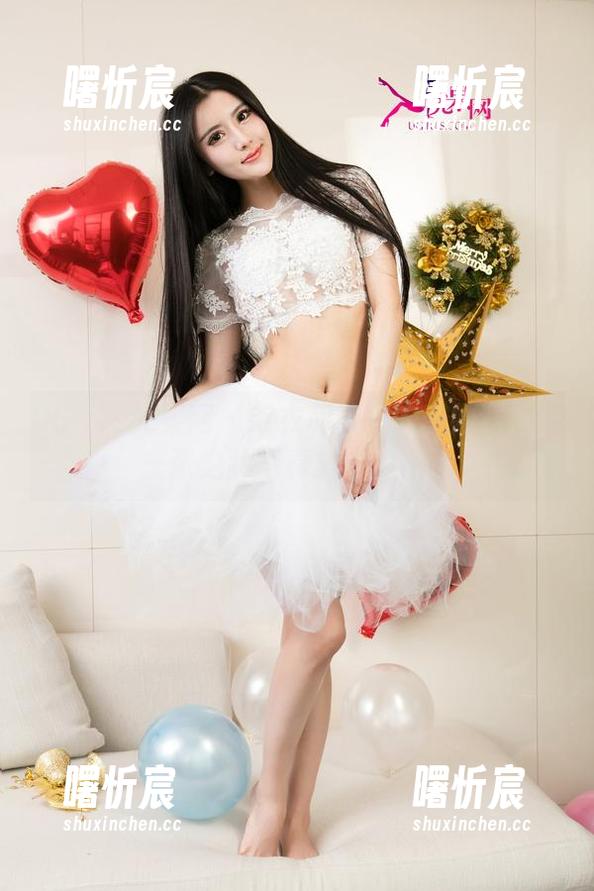 UGirls尤果网 - 毛衣和拍摄的奇妙邂逅——张之龄写真集中的悸动