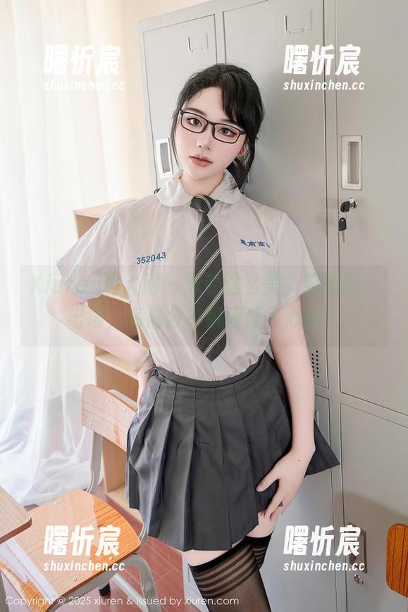 Xiuren秀人网 - 泳装这么美,唐翩翩一出场,高清分享瞬间让人心动! Xiuren秀人网 - 泳装这么美,唐翩翩一出场,高清分享瞬间让人心动!