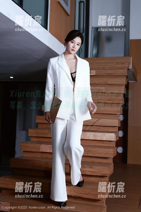 Xiuren秀人网 - 看!拍黄瓜girl护士的写真,怎么能把简单的瞬间拍得这么惹火? Xiuren秀人网 - 看!拍黄瓜girl护士的写真,怎么能把简单的瞬间拍得这么惹火?