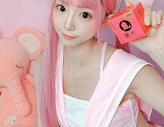kitaro绮太郎的疯狂圣诞萌女郎全集，下载后记得别飙车哦！
