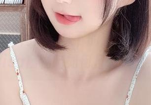 从魔物到时尚：网袜下的精选写真，看nagisa魔物喵如何反转人生！