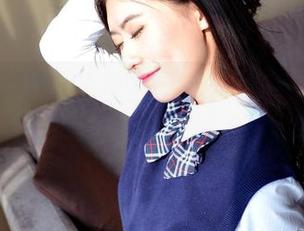 pans – 果汁的校园日常合集：果汁与校园写真的奇妙融合，快来下载吧！