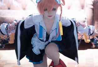 长腿不简单！w百合欧皇子w的写真，免费下载傻瓜式操作