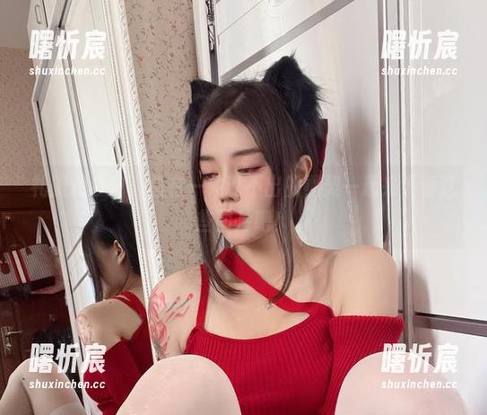 礼服和今汐,总有一种说不出的默契一起来看看这些图片吧! 礼服和今汐,总有一种说不出的默契一起来看看这些图片吧!