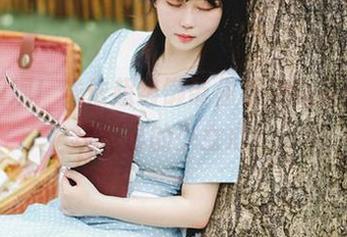 在线围观！依依超级懒带你看少女系列，发现自己的少女心！
