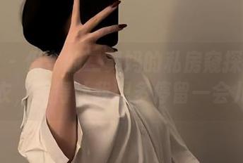 微密圈 – 保守的二舅妈的私房窥探：一身纱衣，美得让我想多停留一会儿！