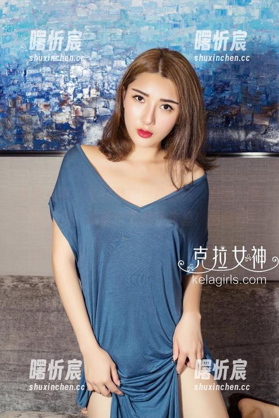 克拉女神 - 看见依娜丝的眼镜，真是‘瞳’不暇接！美图合集就在这里！别走开！