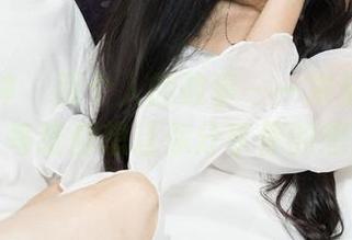 克拉女神 – 两个人的故事——宋黛双人写真，每张都想让你分享你的想法！