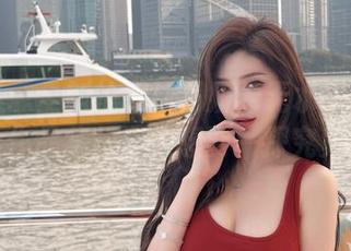 微密圈 – 全新抢眼！周妍希无水印黑裙红丝作品集，令人想要一探究竟！