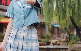 喵糖映画 – 黑色的魅力：蠢沫沫私拍写真，让人欲罢不能
