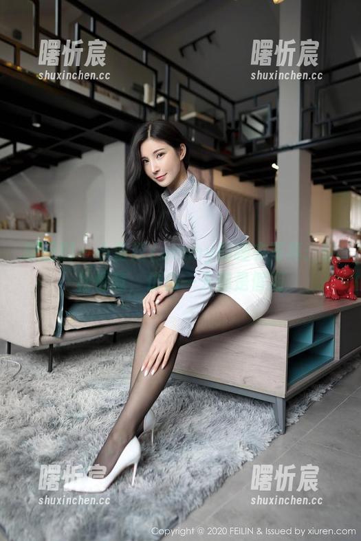 嗲囡囡 - 小蛮妖Yummy的睡衣写真:轻松惬意,仿佛一天都是假期 嗲囡囡 - 小蛮妖Yummy的睡衣写真:轻松惬意,仿佛一天都是假期