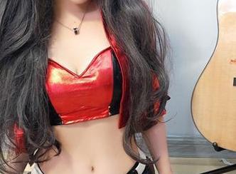 小女巫露娜的镭射紫精品资源，这组照片让人觉得自己快闪电了！