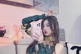 小小奶瓶儿的梦幻世界：双马尾制服师生剧情加长版美图图包，少不了的回忆！
