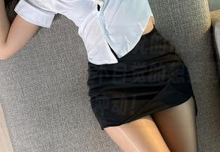 微密圈 – 分享一下张思允的吊带黑丝作品集，居然让人有种不自觉的想要再看一遍的冲动！