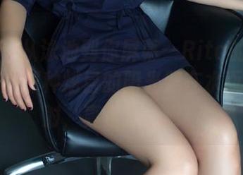 推女郎 – 从泳池到你屏幕—Rita的免费套图，哦，那种炫目的阳光照在水面上的反射，真是治愈啊！