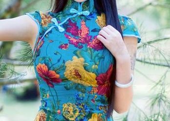 推女郎 – 最新Yu佳妮图包发布，油亮到我都想抹一抹～