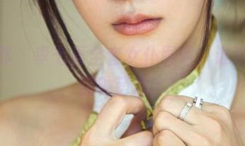推女郎 – 李七喜全套女仆图包，谁能拒绝这种萌态？