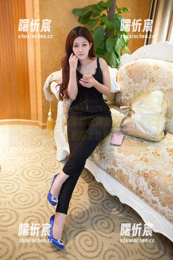 推女郎 - 看过谭冰的红裙原图,你一定会惊呼:更新太比心了! 推女郎 - 看过谭冰的红裙原图,你一定会惊呼:更新太比心了!