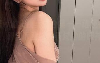 果咩酱w的入夜美图合集——谁还在等月亮，别告诉我你没看过她的眼神！