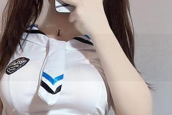 微密圈 – 桃沢樱呀来了！裹胸黑丝袜，一秒让你相信下载能增高！
