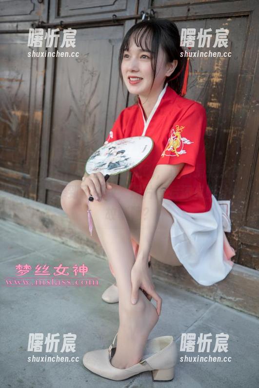 梦丝女神 - 原图中的晓晓,真的是把女神范儿演绎到了极致,照片背后还有些什么故事呢? 梦丝女神 - 原图中的晓晓,真的是把女神范儿演绎到了极致,照片背后还有些什么故事呢?