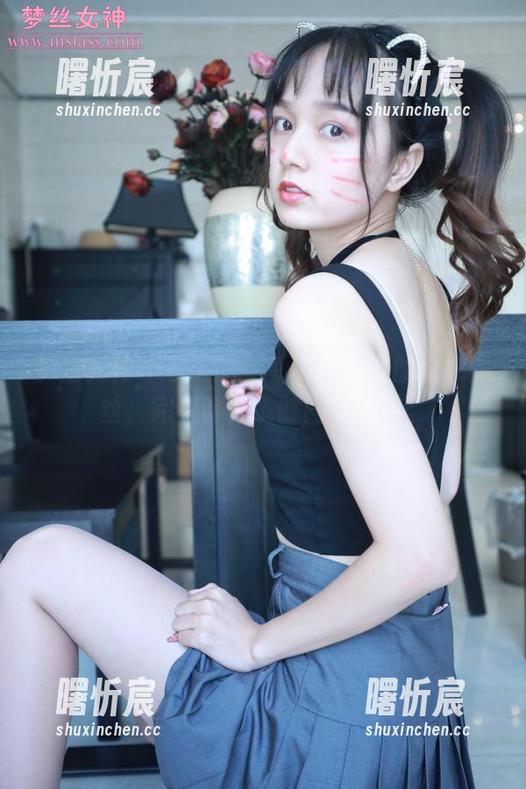 梦丝女神 - 今天的更新:王娇娇的球衣黑丝,完美诠释了时尚与性感。 梦丝女神 - 今天的更新:王娇娇的球衣黑丝,完美诠释了时尚与性感。