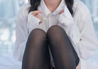 粉色的清水由乃：每一张套图都在给我心灵一击！