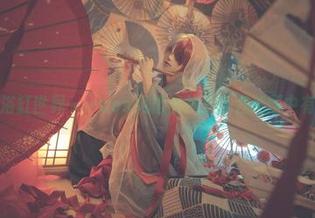 渊秧的浴缸世界——cos风格图片，水汽迷蒙中有小心思
