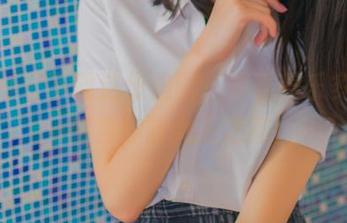秀人网 – 下载这份美图，看看养乐多DoDo如何称霸女王之路！