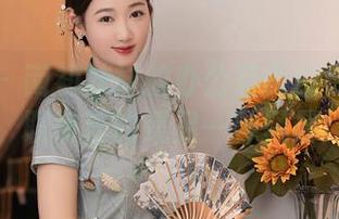 秀人网 – 南初妹妹的办公室美图最新爆料，职场真的是另一种风景！