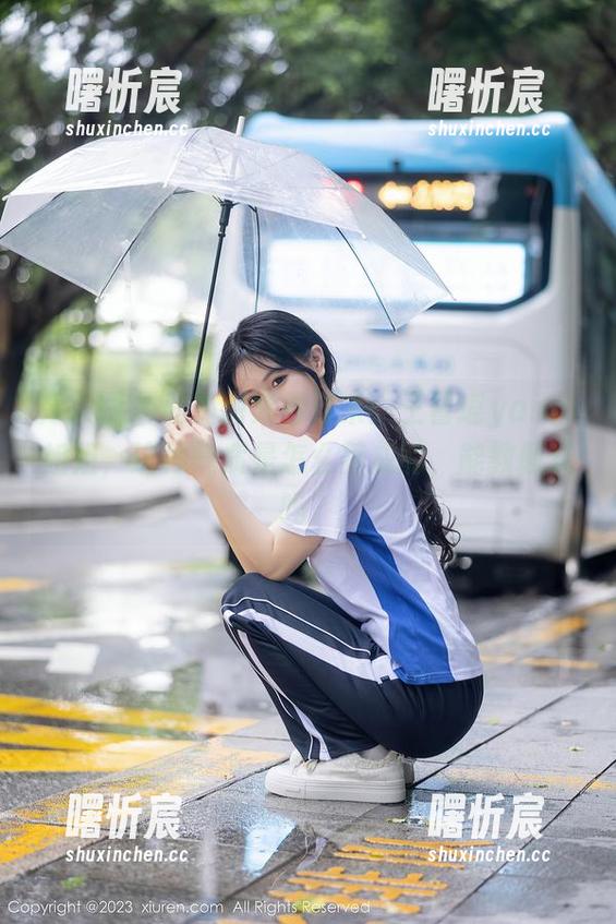 秀人网 - 私拍图集看过来：王馨瑶yanni姐姐，这种气质是怎么养成的，能教教我吗？