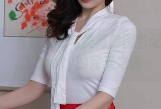 秀人网 – 性感内衣与美臀的图包配方：芝芝Booty的完美之选