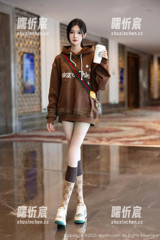 秀人网 - 最新护士制服主题,芝芝booty原图就像是无意间撞进了梦里。 秀人网 - 最新护士制服主题,芝芝booty原图就像是无意间撞进了梦里。