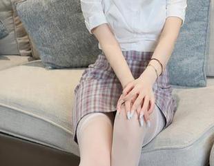 秀人网 – 顾楚楚Maily：私房作品中的秘书小心思，别说我没提醒！