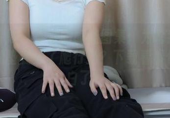 绮梦摄影 – 佳怡的瑜伽图集：为啥我总是把瑜伽垫变成了爬行垫？下载看看你就明白了！