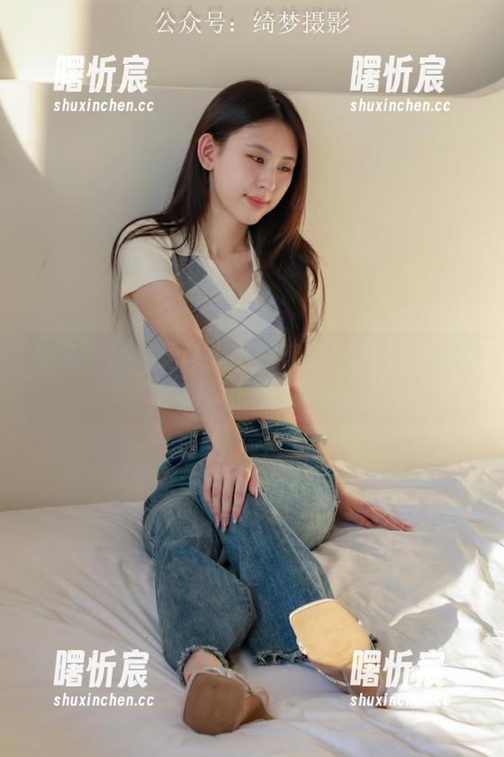 绮梦摄影 - 无圣光下的穿搭:子涵与丝袜的亲密接触! 绮梦摄影 - 无圣光下的穿搭:子涵与丝袜的亲密接触!