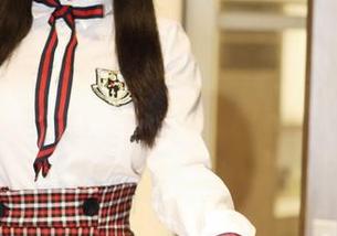 美媛馆 – 许诺修女的图册，免费送你一份‘智慧’：究竟要穿多少层白袜才能穿过大雾？