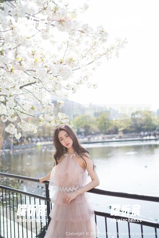 魅妍社 - Olivia童安琪的妹妹:写真集里的独特气质,原图好像能讲故事。 魅妍社 - Olivia童安琪的妹妹:写真集里的独特气质,原图好像能讲故事。