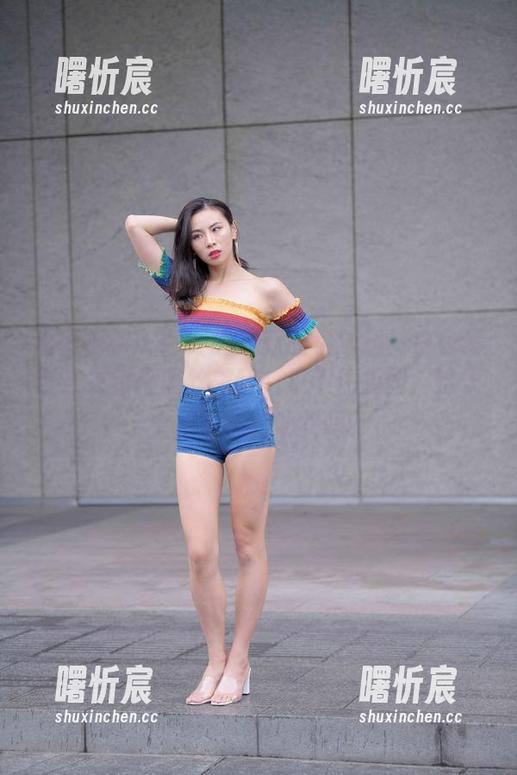 魔镜街拍 - 婷婷的最新图包放送!白色吊带连衣裙搭黑丝美腿,忍不住想问,这天上掉下来的仙女吗? 魔镜街拍 - 婷婷的最新图包放送!白色吊带连衣裙搭黑丝美腿,忍不住想问,这天上掉下来的仙女吗?